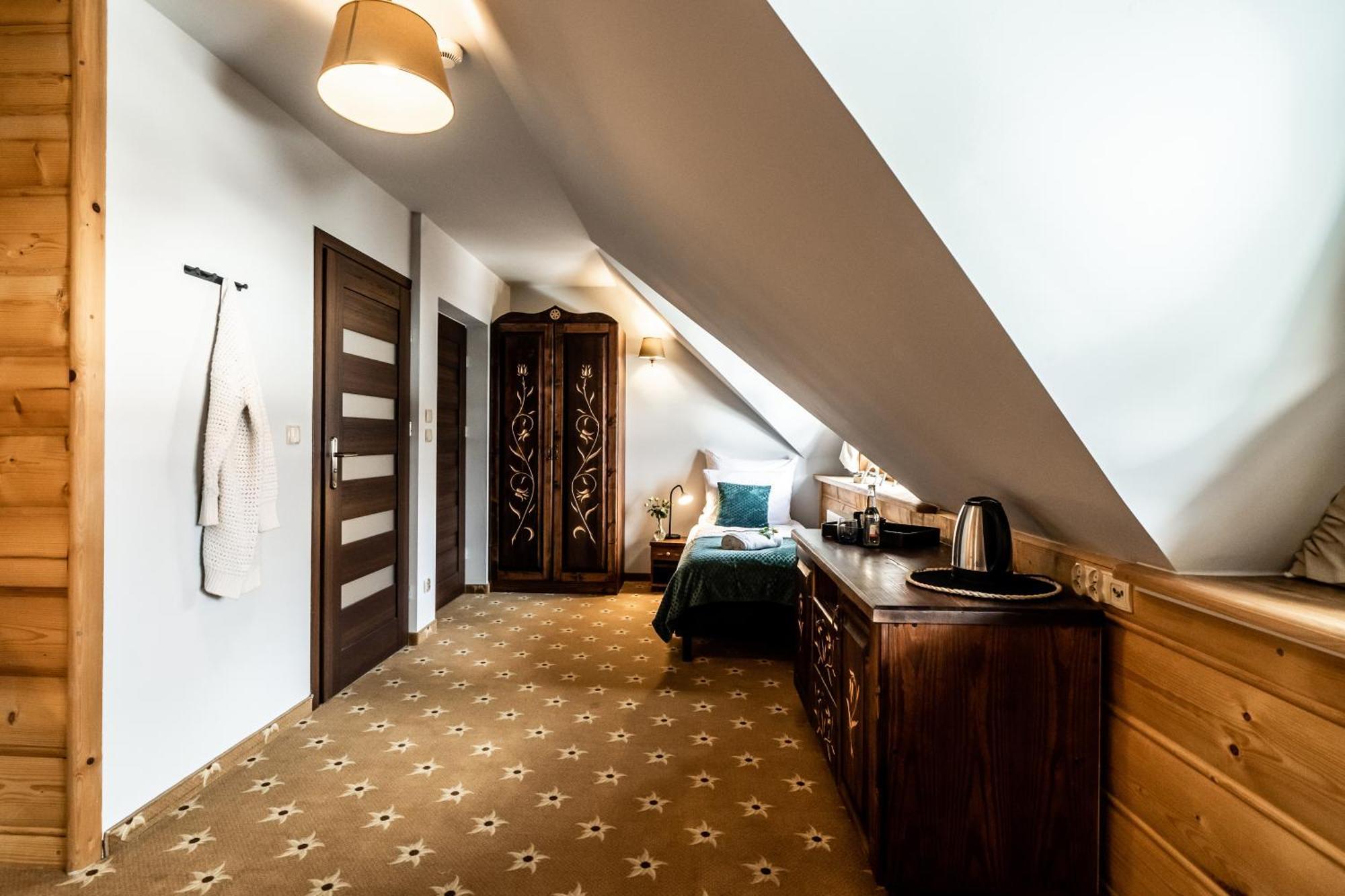 Zapotoczny Residence Zab Dış mekan fotoğraf